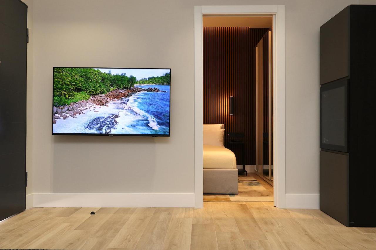 Renovated & Fully Equipped-Luxurious-2Room Fontana Suite, It Just Doesn'T Get Any Better! Olbia Eksteriør bilde