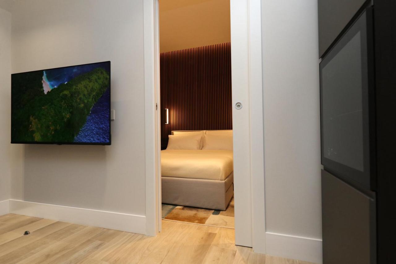 Renovated & Fully Equipped-Luxurious-2Room Fontana Suite, It Just Doesn'T Get Any Better! Olbia Eksteriør bilde