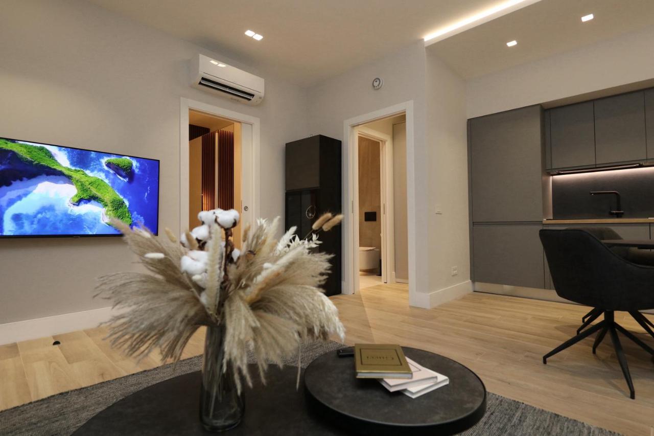 Renovated & Fully Equipped-Luxurious-2Room Fontana Suite, It Just Doesn'T Get Any Better! Olbia Eksteriør bilde