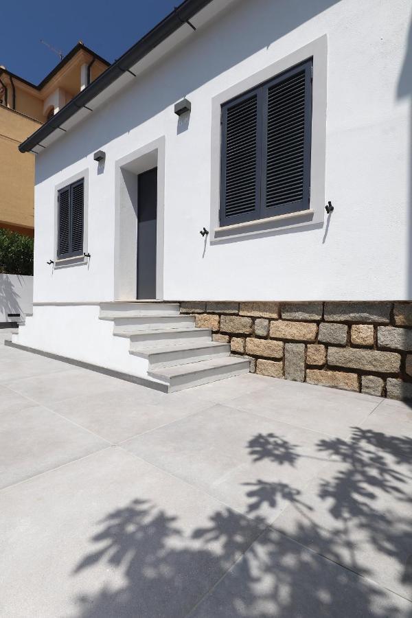 Renovated & Fully Equipped-Luxurious-2Room Fontana Suite, It Just Doesn'T Get Any Better! Olbia Eksteriør bilde